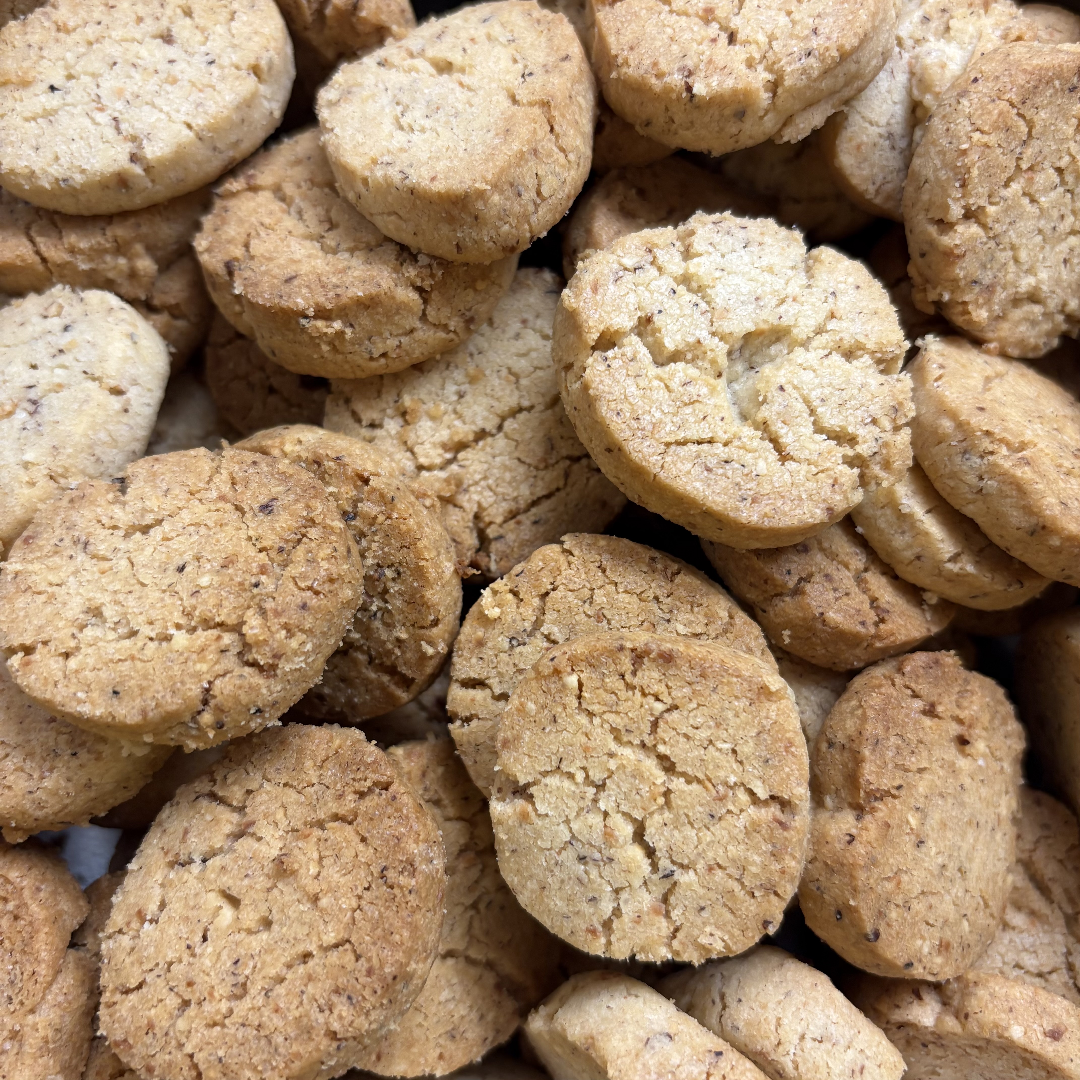 Ici des biscuits aux noisettes